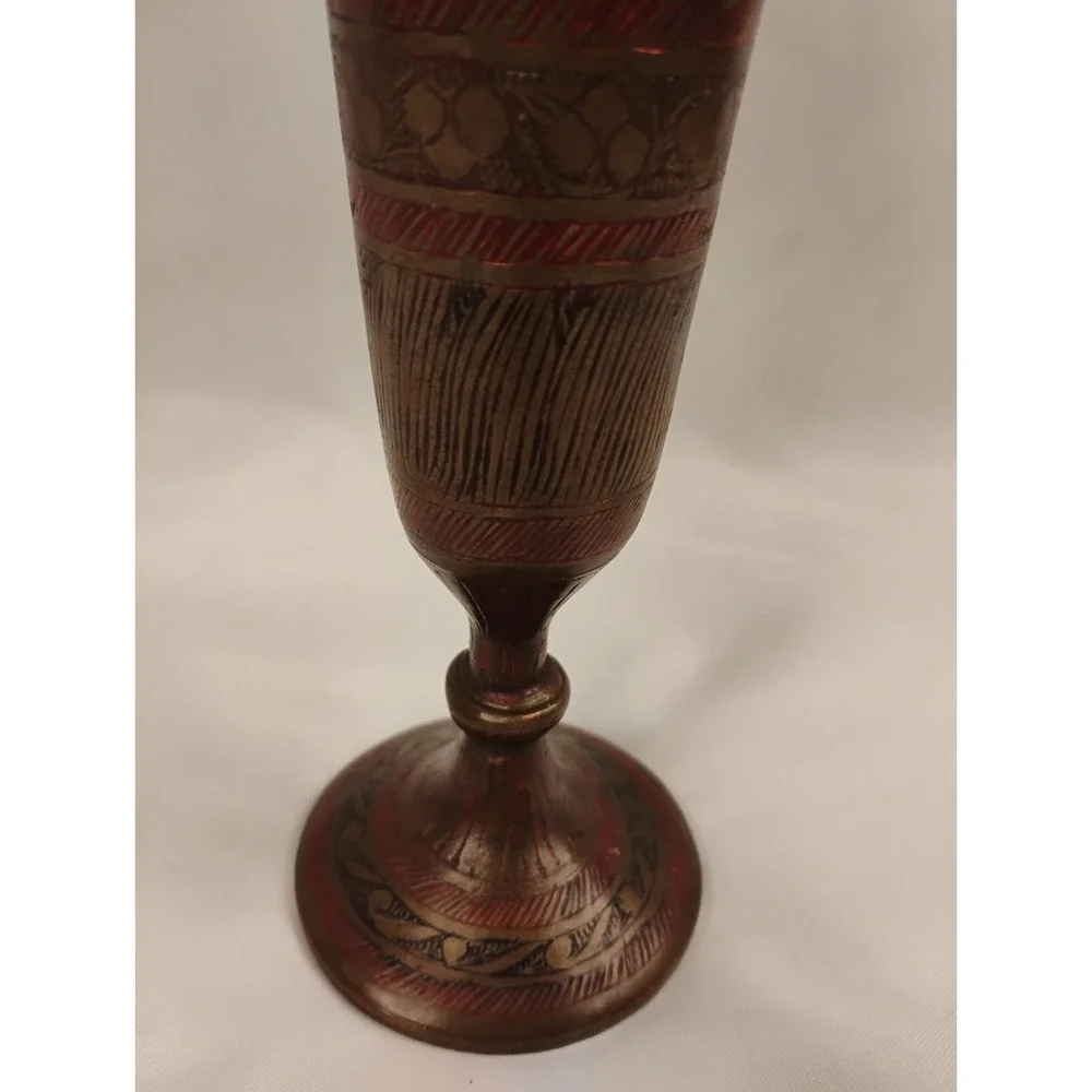 Beautiful Vintage Etched Brass 8 1/4in Peacock Floral Vase Stamped India